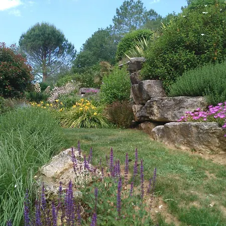 Chambres Et Table D'hotes Marliac B&B *